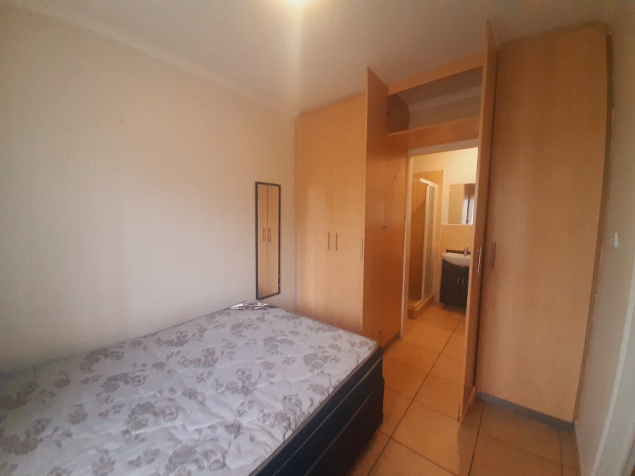 To Let 1 Bedroom Property for Rent in Bult North North West